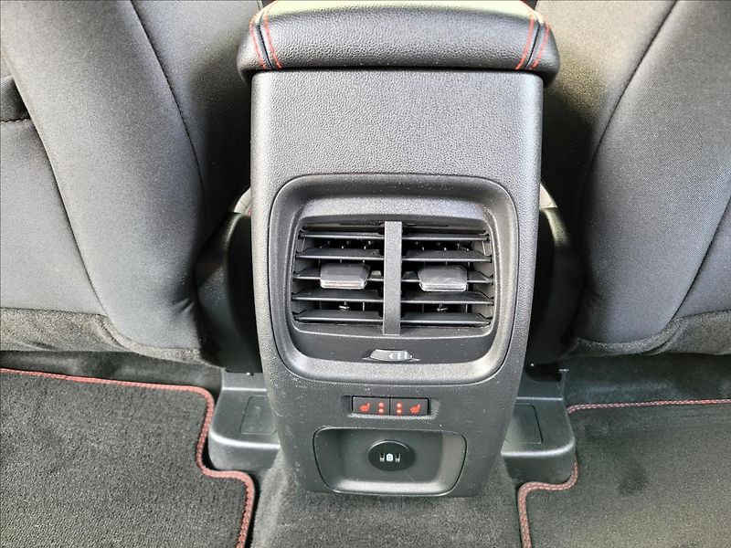 Ford Kuga 2,5 Rezervace! HEV,140kw,ST-li - fotka 42 z 50