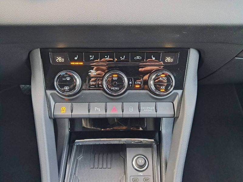 Škoda Karoq (2024) Top Selection 2.0 TDI / 110 kW - fotka 15 z 31