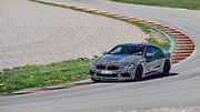 Nové BMW M8 dostalo tlačítko M Mode a zcela nový brzdový systém