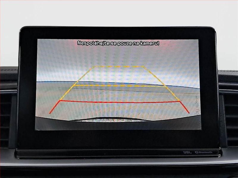 Kia Ceed (2019) 1.6 T-GDI GT, Automat - fotka 20 z 23