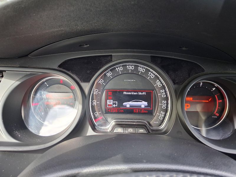 Citroën C5 (2016) 2,0HDi EXCLUSIVE TOP VÝBAVA ! - fotka 38 z 52