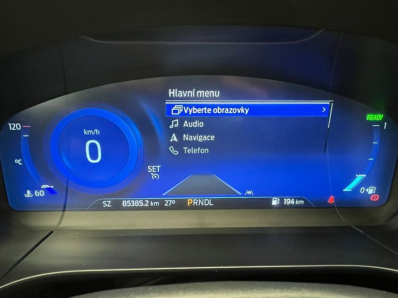Ford Kuga 2.5 Duratec HEV 4x4 TITANIUM - fotka 13 z 56