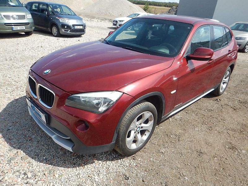 BMW X1 XDRIVE 20D, AUTOMAT, ČR - fotka 2 z 25