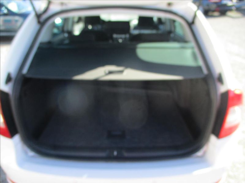 Škoda Octavia 1,4 TSi, Navi,aut.klima,servis - fotka 9 z 45