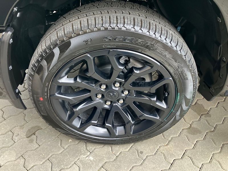 Dodge RAM (2025) 3.0 I6 548k LIMITED NIGHT RAMB - fotka 75 z 81