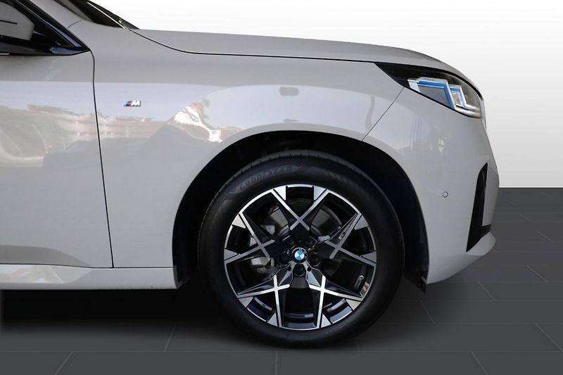 BMW X3 xDrive20d - fotka 10 z 31