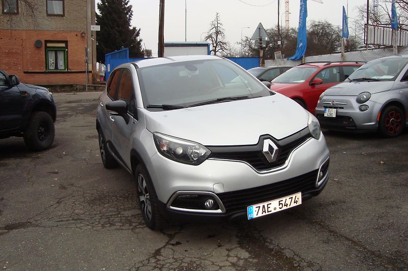 Renault Captur (2017)  0.9 Limited - fotka 1 z 66