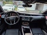 Audi e-tron 55 QUATTRO 300kw SOH 95 % - náhled 10