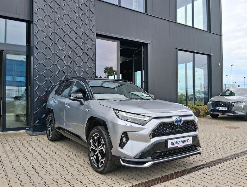 Toyota RAV4 EXECUTIVE JBL PHEV 4x4 225 kW - fotka 7 z 39