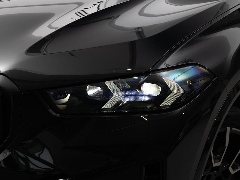 BMW X5 xDrive30d - fotka 8 z 22