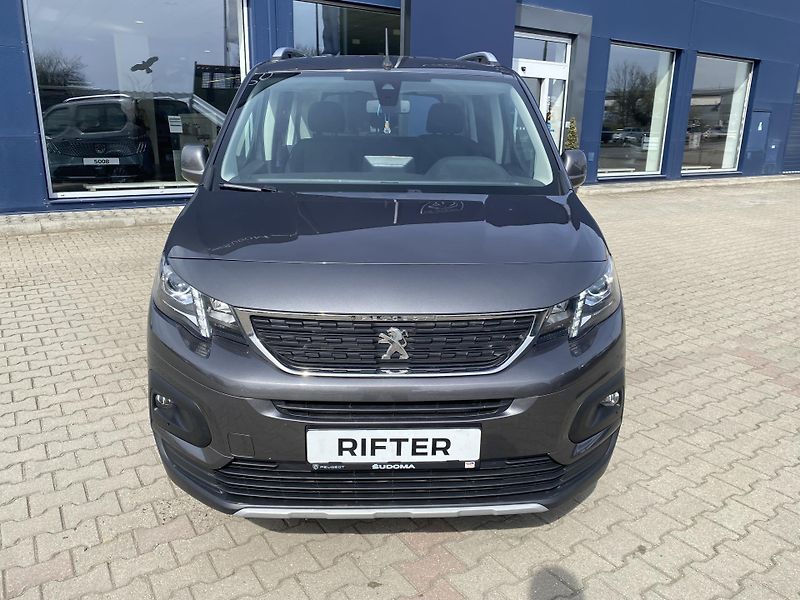 Peugeot Rifter (2021)  ALLURE 1.5 BlueHDi 100 MAN6 - fotka 2 z 22