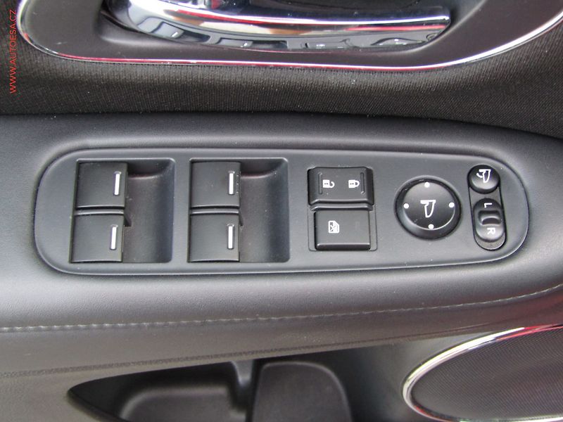 Honda HR-V (2017) 1.5 i-VTEC, ČR, AT - fotka 11 z 20