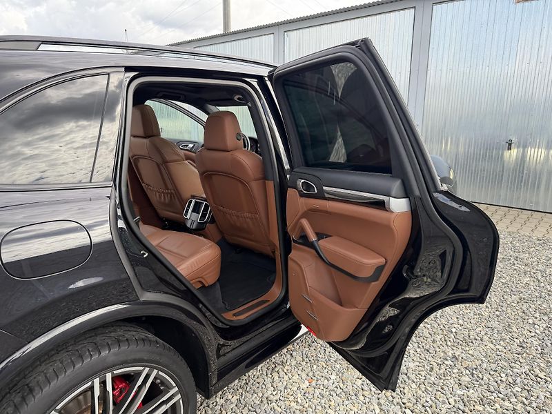 Porsche Cayenne 3.0TDI V6 265PS 4x4 GTS PAKET! - fotka 112 z 159