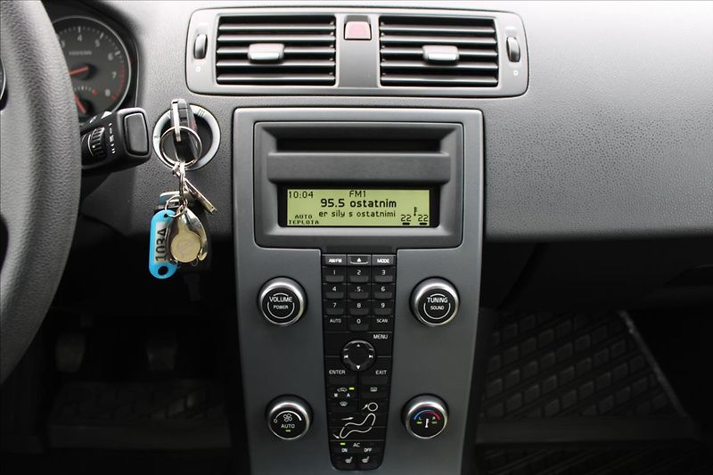 Volvo S40 2,4 i  NOVÉ V ČR,SERVIS - fotka 12 z 27