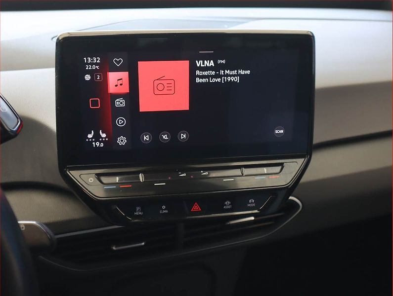 Volkswagen ID.3 (2020) Life 1st (62 kWh), SoH 90% - fotka 12 z 22