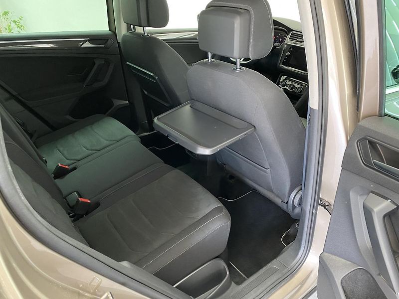 Volkswagen Tiguan 2.0 TSi 4x4 DSG REZERVACE  - fotka 20 z 37