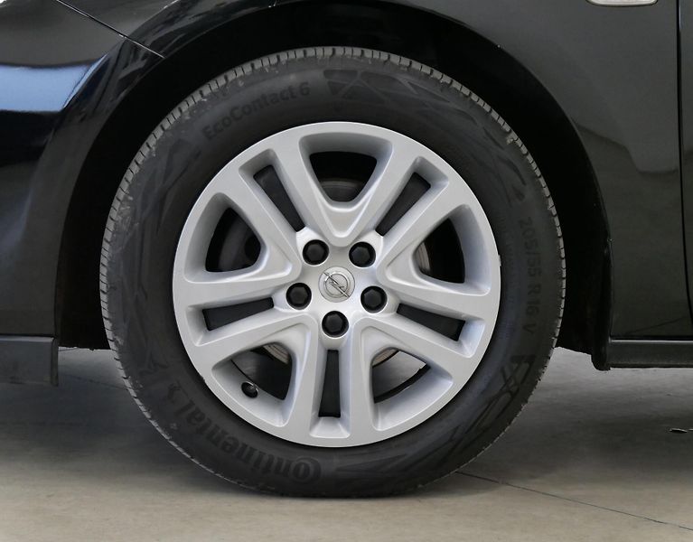 Opel Astra - fotka 10 z 24