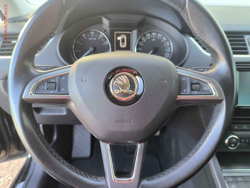 Škoda Octavia (2017) 1.4 TSi, Joy, bixenon - fotka 17 z 21