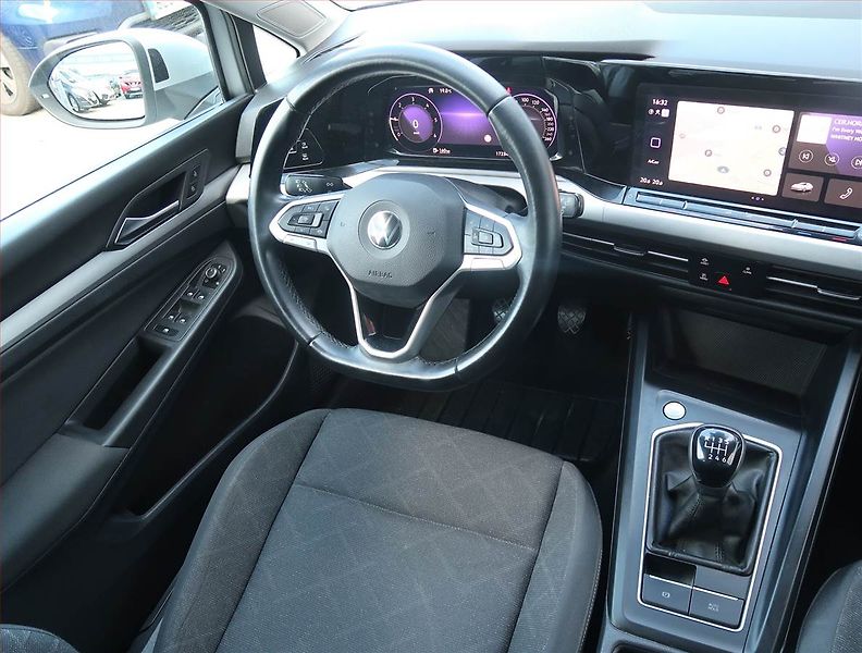 Volkswagen Golf (2021) Life 2.0 TDI, Navi, Tempomat - fotka 7 z 15