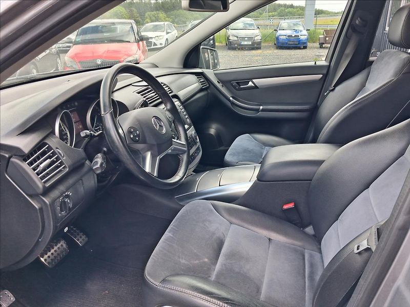 Mercedes-Benz Třídy R 3,0 350CDi, 4x4 - fotka 12 z 15