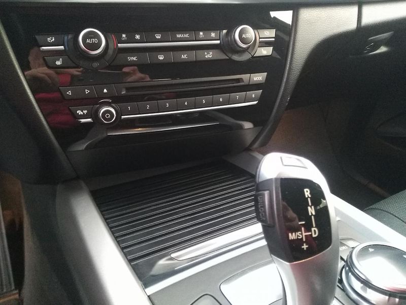BMW X5 3,0d xDrive - fotka 26 z 36
