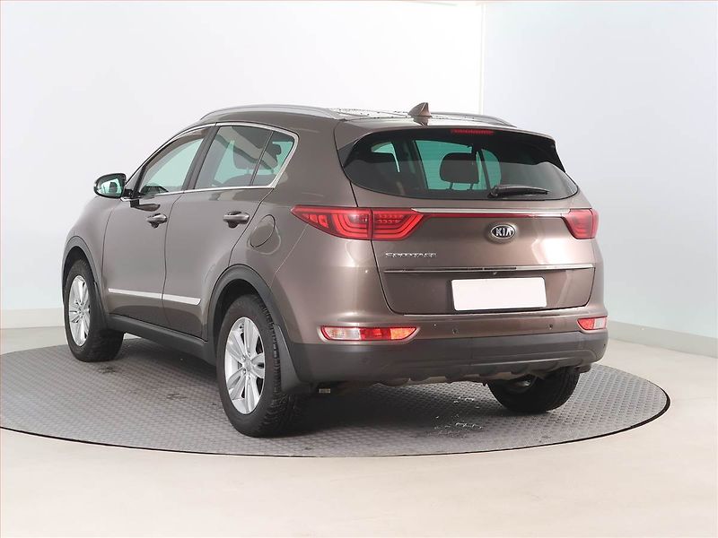 Kia Sportage (2018) 1.6 GDI, ČR,1.maj, Serv.kniha - fotka 4 z 18