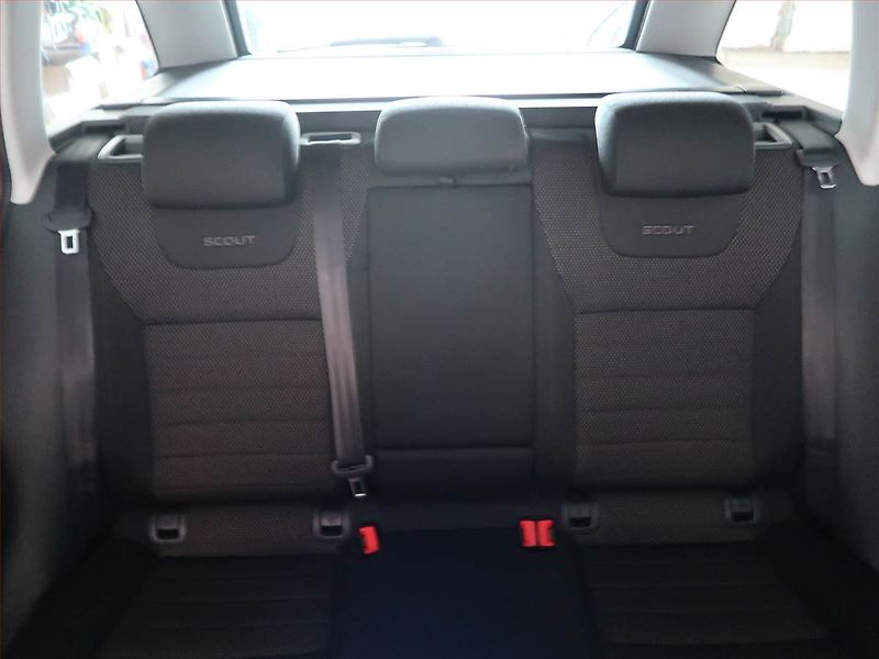 Škoda Octavia (2015) Scout 2.0 TDI, 4X4, Automat - fotka 10 z 14