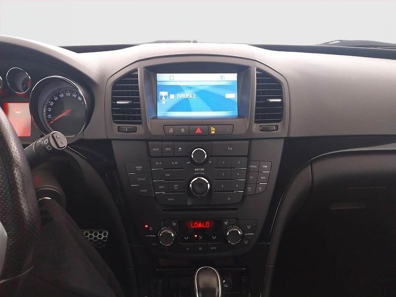 Opel Insignia (2013) OPC Line 2.0 Turbo, Automat - fotka 12 z 22