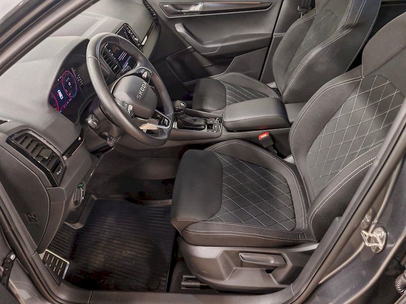 Škoda Karoq (2025) 2.0 TSI 140 kW DSG 4x4 Sportli - fotka 22 z 32