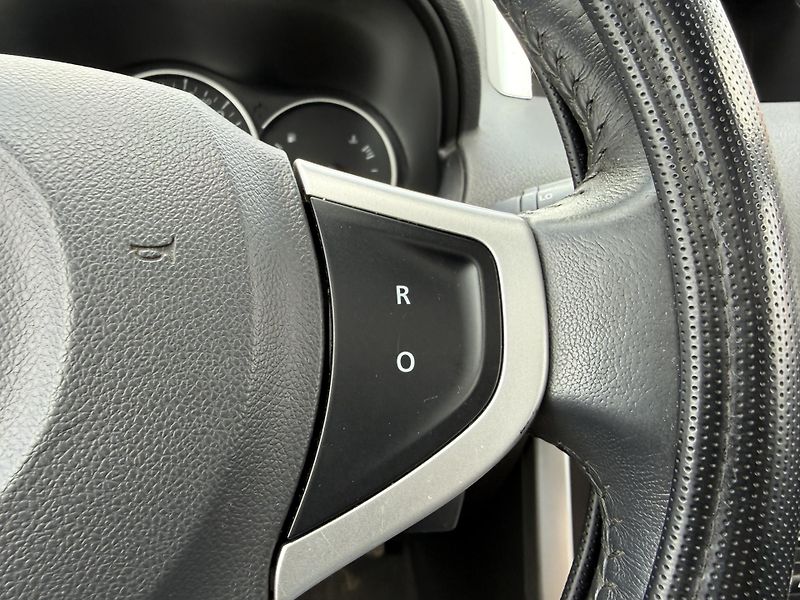 Renault Koleos 2.0 dCi  - fotka 23 z 34