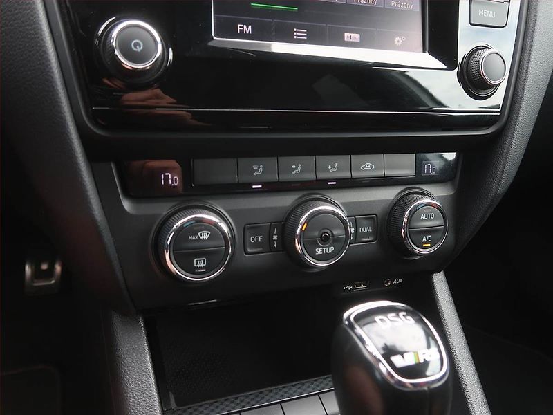 Škoda Octavia (2014) RS 2.0 TDI, Automat, Kůže - fotka 16 z 16