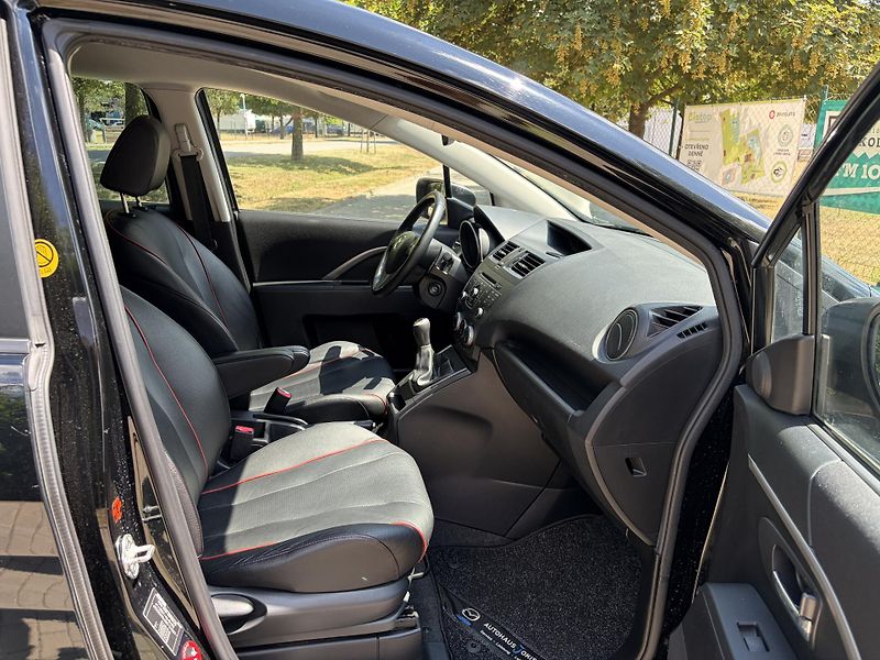 Mazda 5 2.0 Sports-Line - fotka 19 z 31