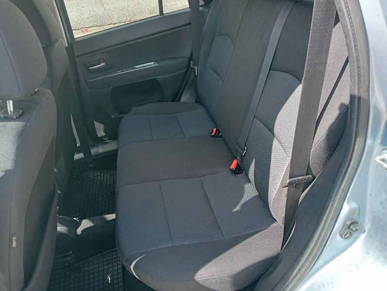Mazda 2 (2006) 1.4i, AUTOMAT - fotka 12 z 24