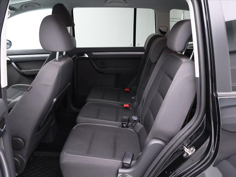 Volkswagen Touran 2,0 TDI 103kW Comfortline Klim - fotka 14 z 26
