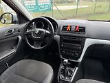 Škoda Yeti 2.0 TDi 4x4 - náhled 23