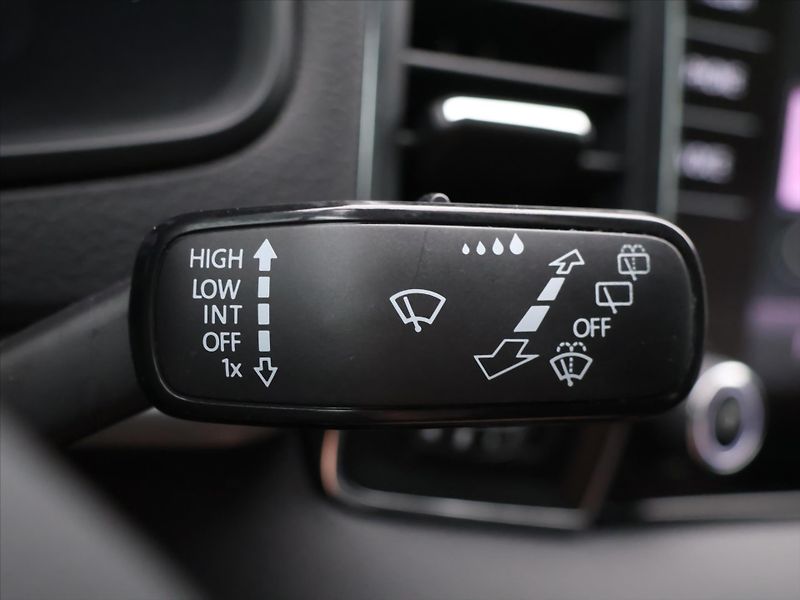 Škoda Karoq 2,0 TDI 110kW 4x4 CZ LED 2.Maj - fotka 19 z 33