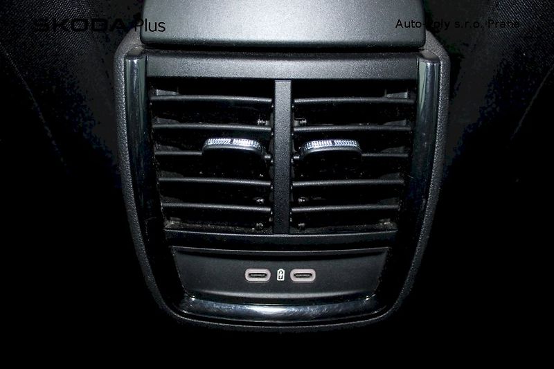 Škoda Scala (2024) 1,0 TSI 85 kW Top Selection - fotka 23 z 25