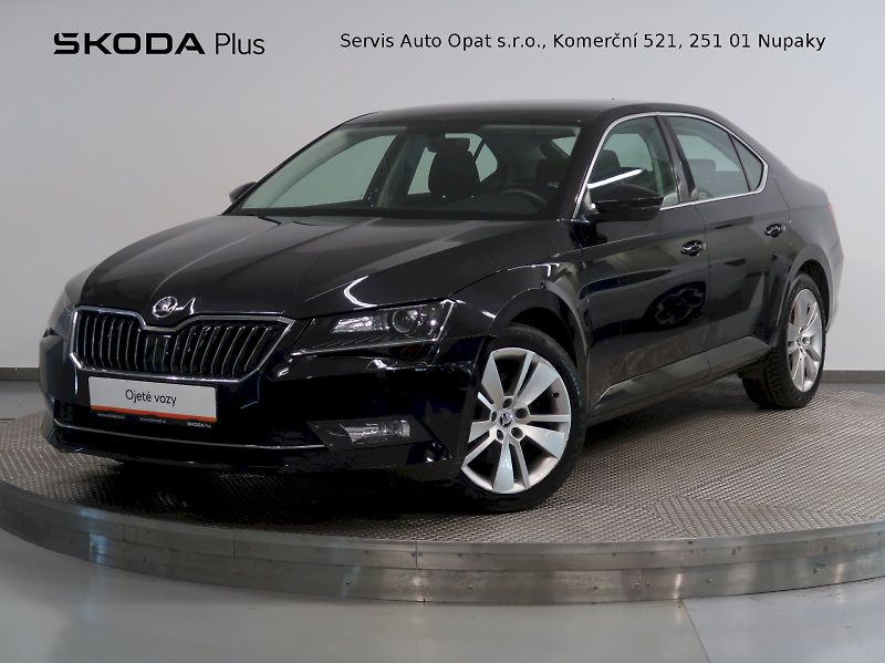 Škoda Superb (2018) STYLE 2.0TDI 140KW DSG CANTON - fotka 1 z 42
