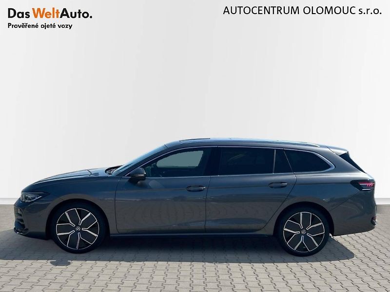 Volkswagen Passat (2026) 2.0 TDI R-Line - fotka 7 z 35