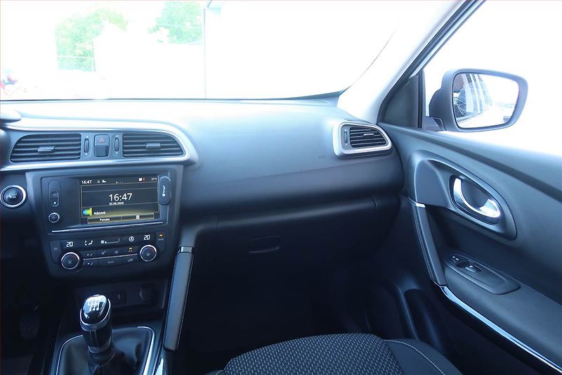 Renault Kadjar (2018) Intens 1.2 TCe, Serv.kniha - fotka 8 z 24