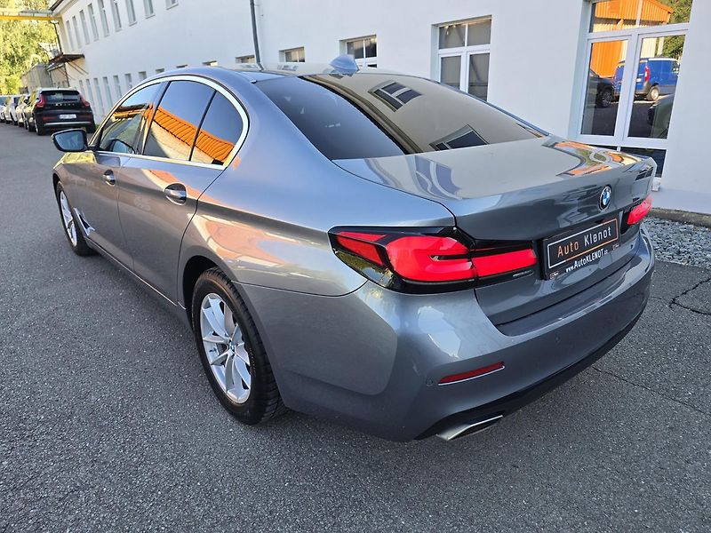 BMW Řada 5 210kW XDRIVE HEADup - DPH - fotka 5 z 53