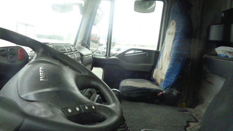 Iveco (2008) AD260S42 sklápěč - fotka 6 z 10