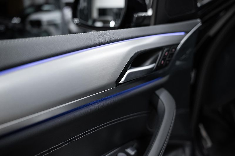 BMW X4 (2023) M40D 4x4 LASER NEZAVISLÉ TAŽNÉ - fotka 17 z 42