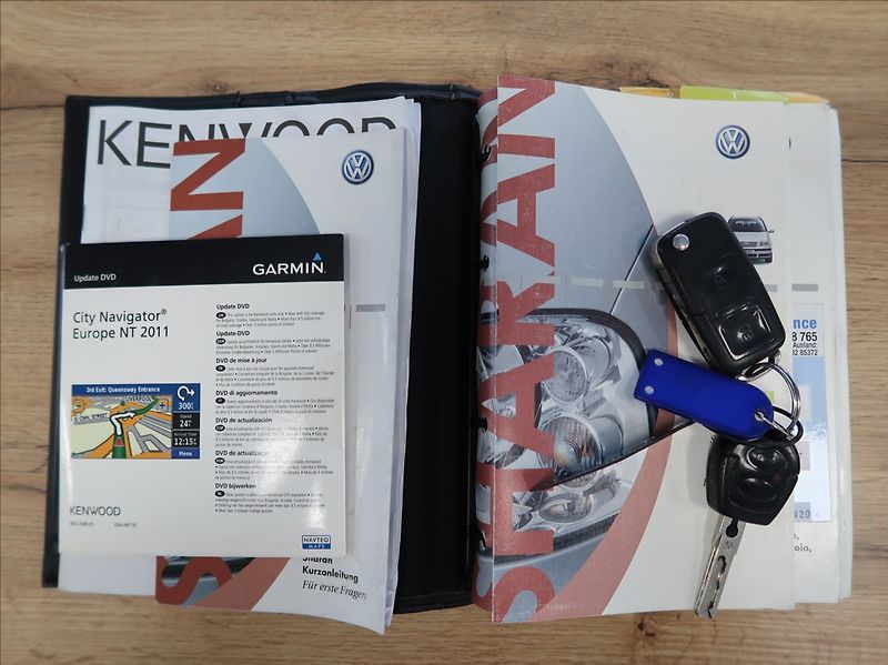 Volkswagen Sharan 1,9 TDi,96kW,7míst,aut.klima - fotka 24 z 24