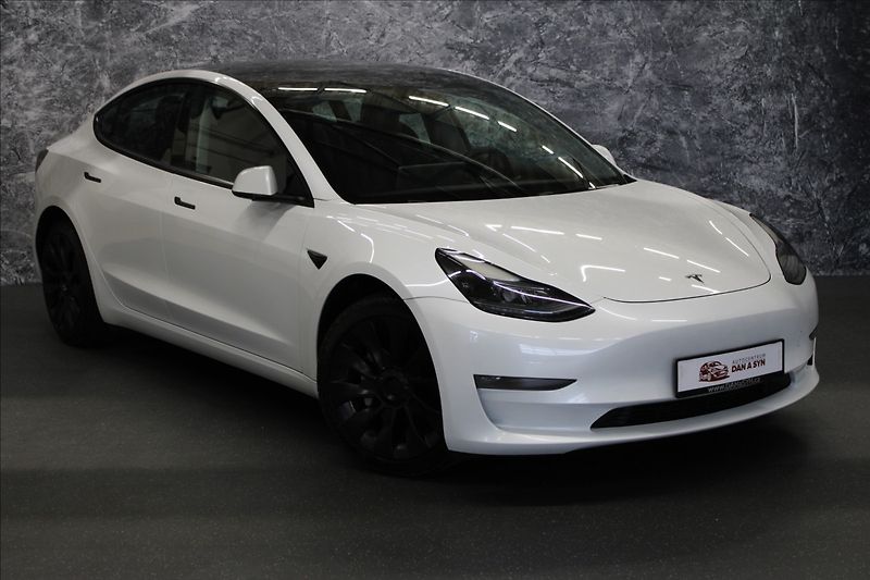 Tesla Model 3 0,0 Long Range dual motor - fotka 2 z 29
