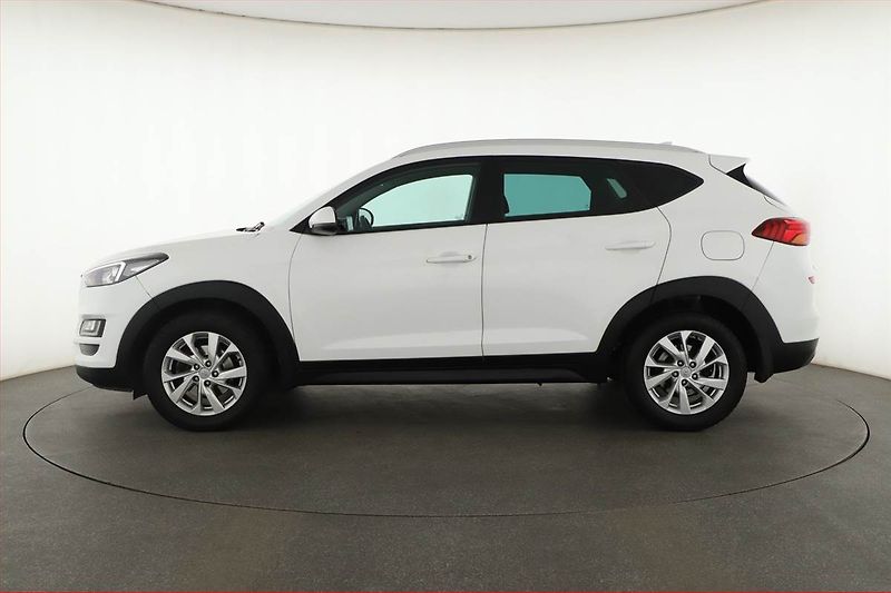 Hyundai Tucson (2018) 1.6 T-GDI, Automat, Navi - fotka 3 z 19