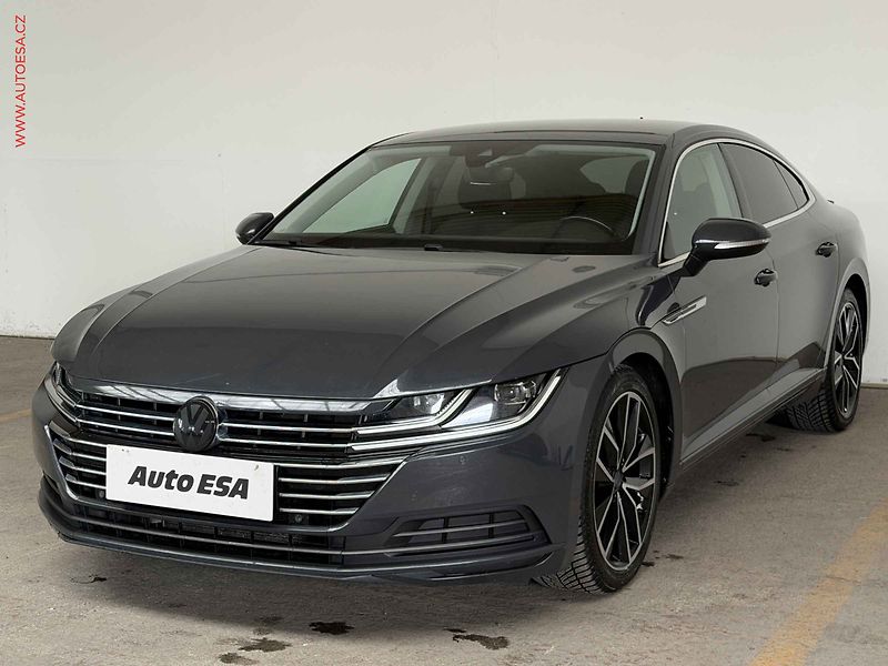 Volkswagen Arteon (2019) 2.0 TDI, ČR, DSG, LED, navi - fotka 3 z 16