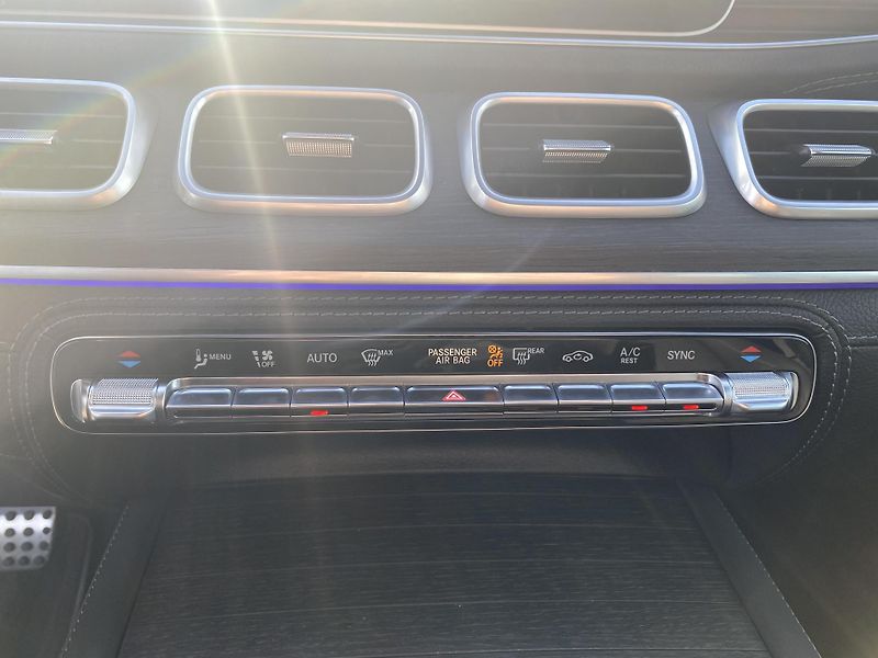 Mercedes-Benz GLS GLS 580 4MATIC AMG - fotka 27 z 28