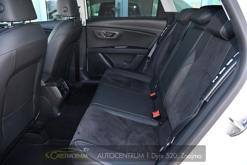 Seat Leon 1.8TSi Xcellence LED - fotka 14 z 57