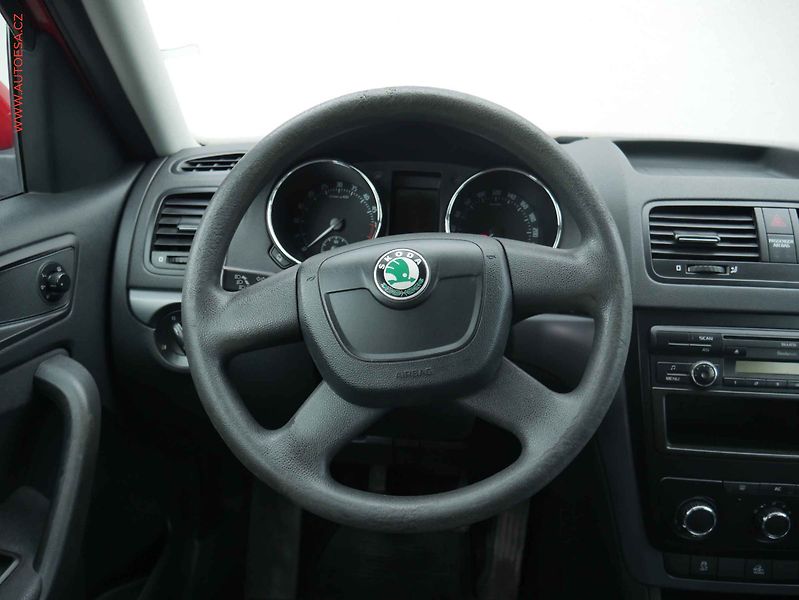 Škoda Yeti (2010) 2.0TDi 4x4, ČR - fotka 14 z 19